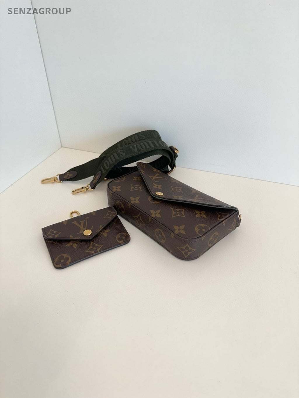 Louis Vuitton Multi Pochette Accessoires Shoulder Bag Canvas New style Women