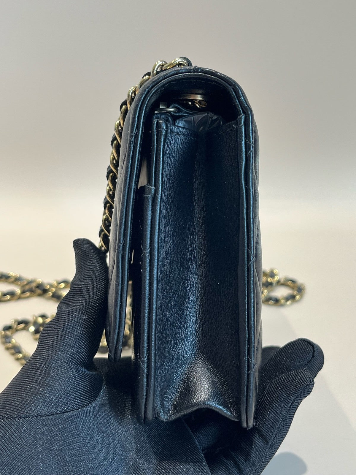 Chanel Trendy CC WOC Quilted Chain Shoulder Crossbody Bag Black Gold