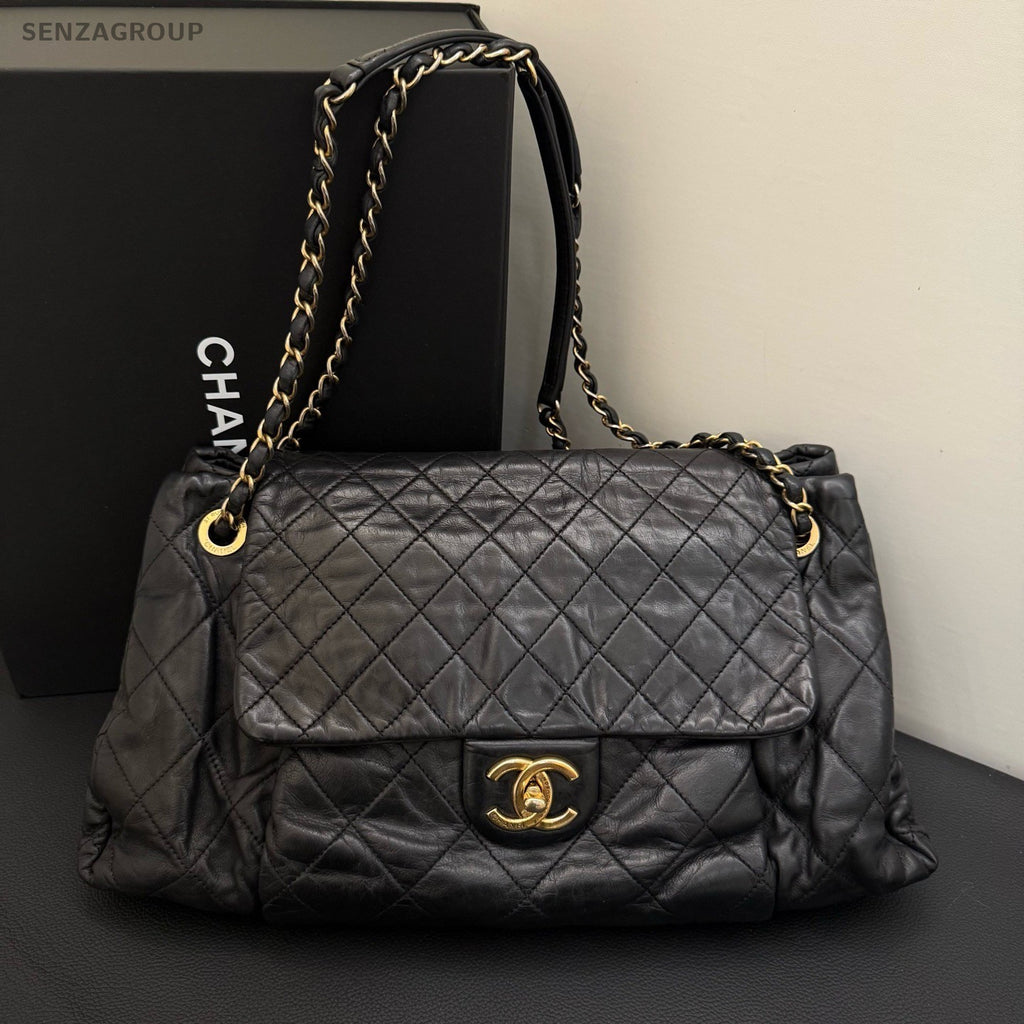 Chanel Classic Flap Calfskin Chain Shoulder Bag Black Gold Used Women Designer
