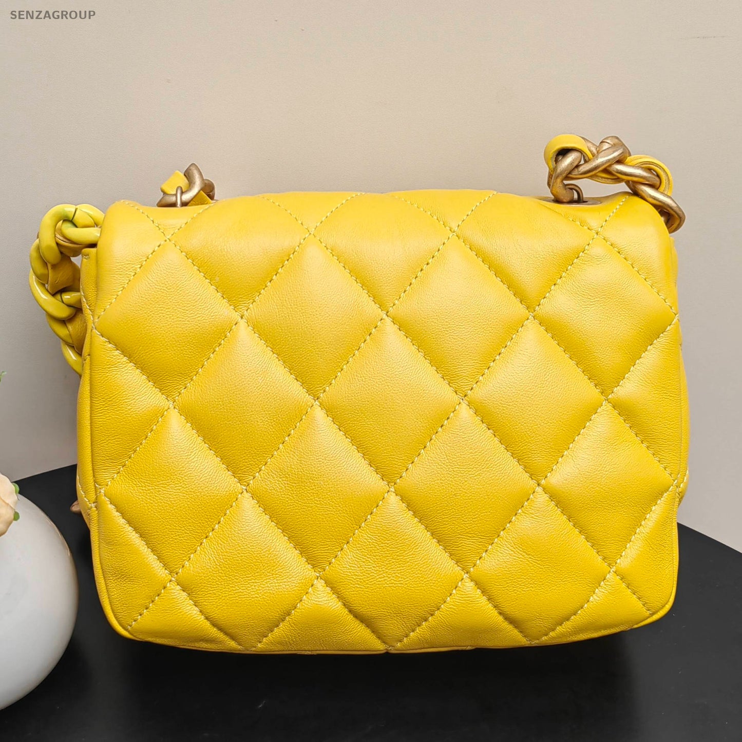Chanel Classic Flap Quilted Chain Shoulder Bag Yellow Gold Hardware