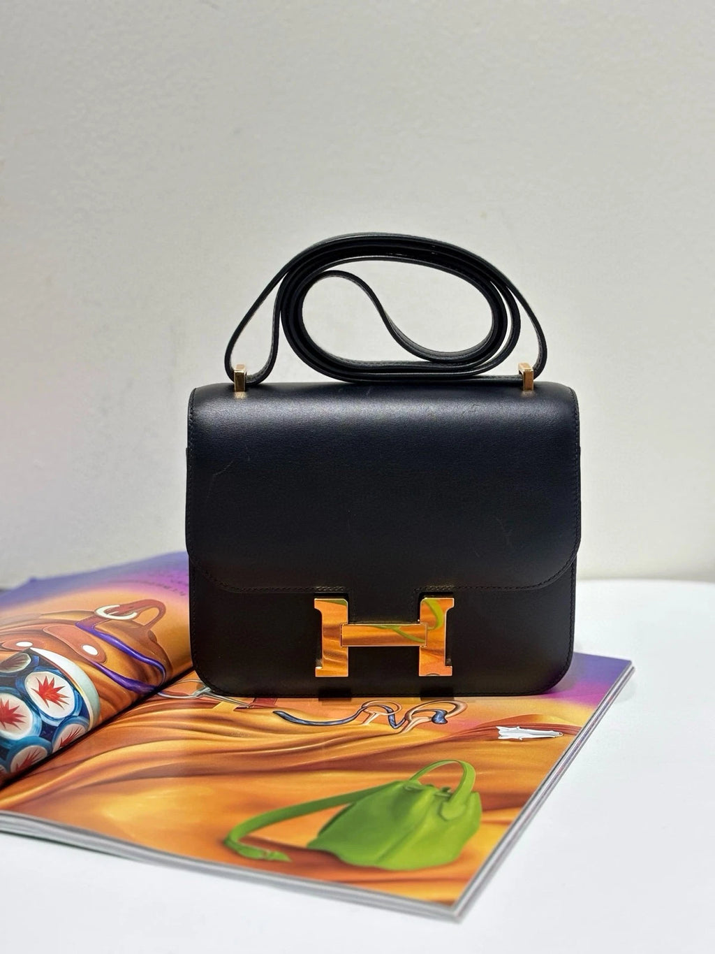 Hermes Constance 19 Black Gold Monsieur Leather Women's Shoulder Bag