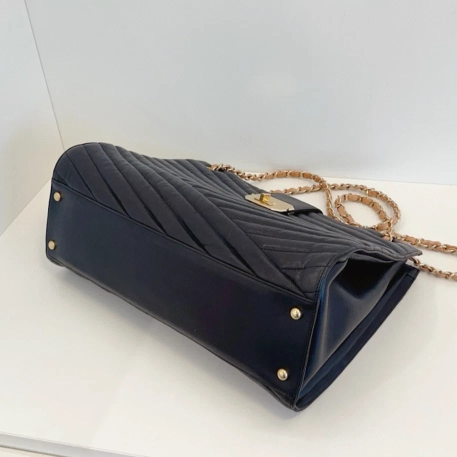 Chanel 2.55 Calfskin Chain Tote Shoulder Bag Black Gold Used Women Classic