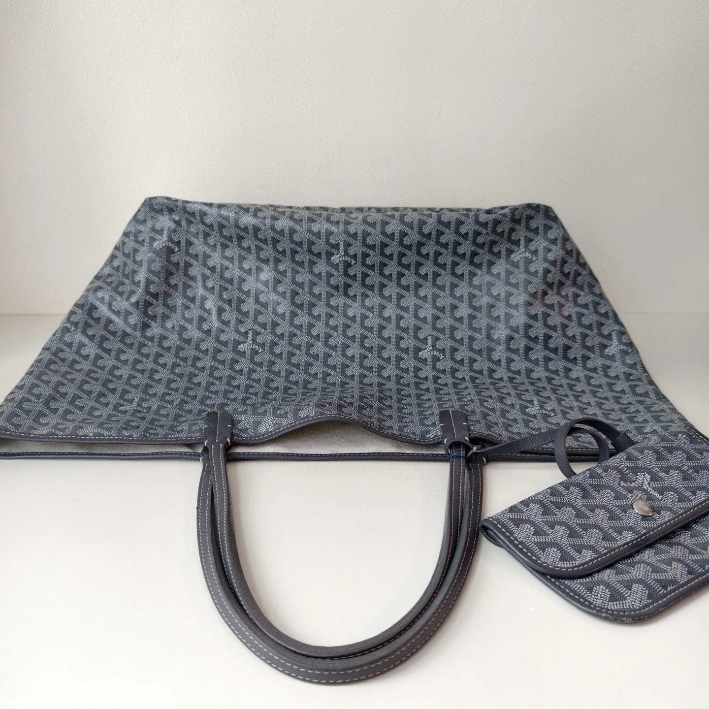Goyard Saint Louis GM Top Handle Shoulder Bag Black Silver Women Classic