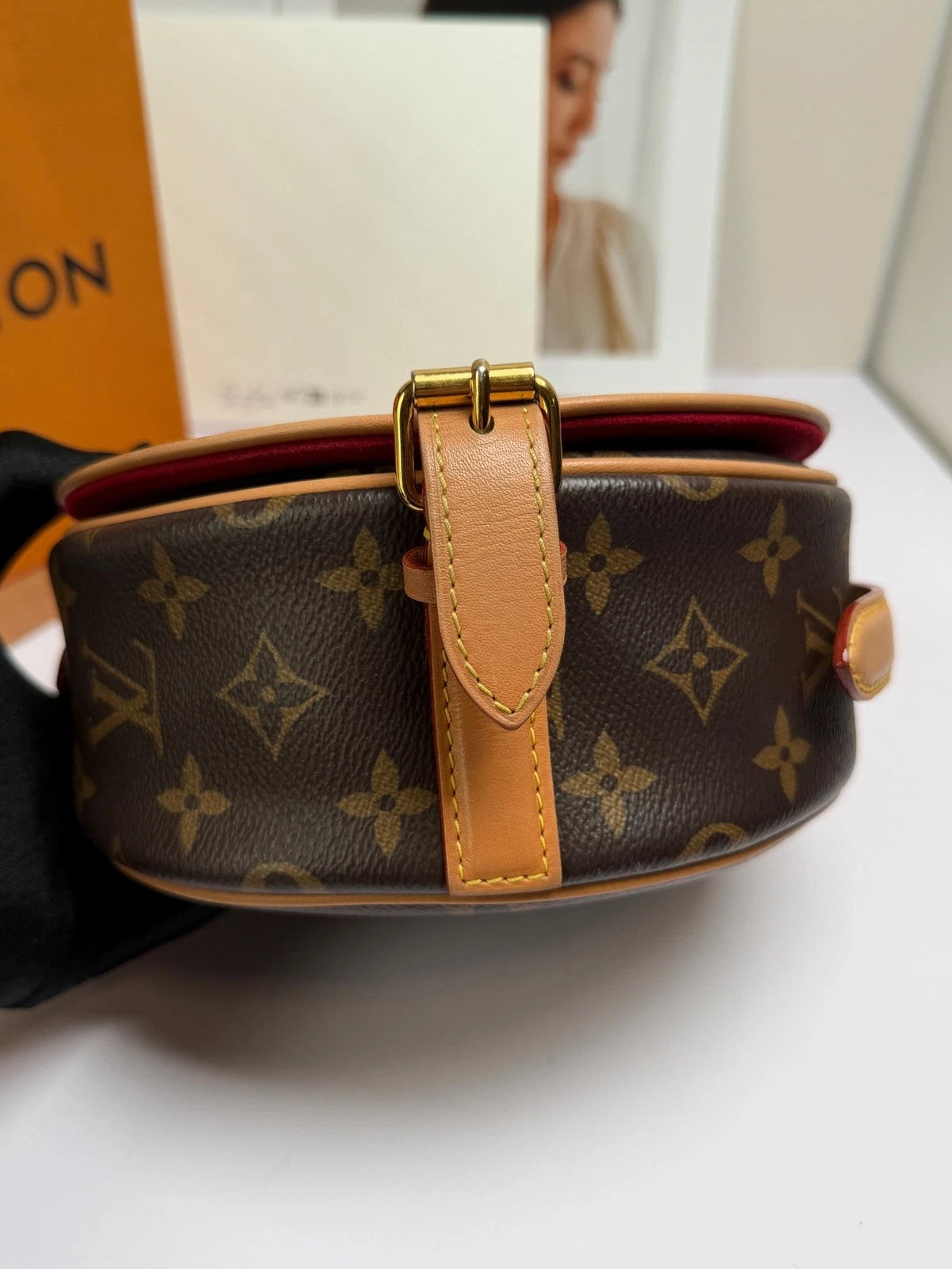 Louis Vuitton Tambourin Monogram Canvas Shoulder Bag Crossbody Women Classic