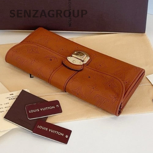 Louis Vuitton caramel color Long Wallet Leather Almost Brand NEW FULL SET