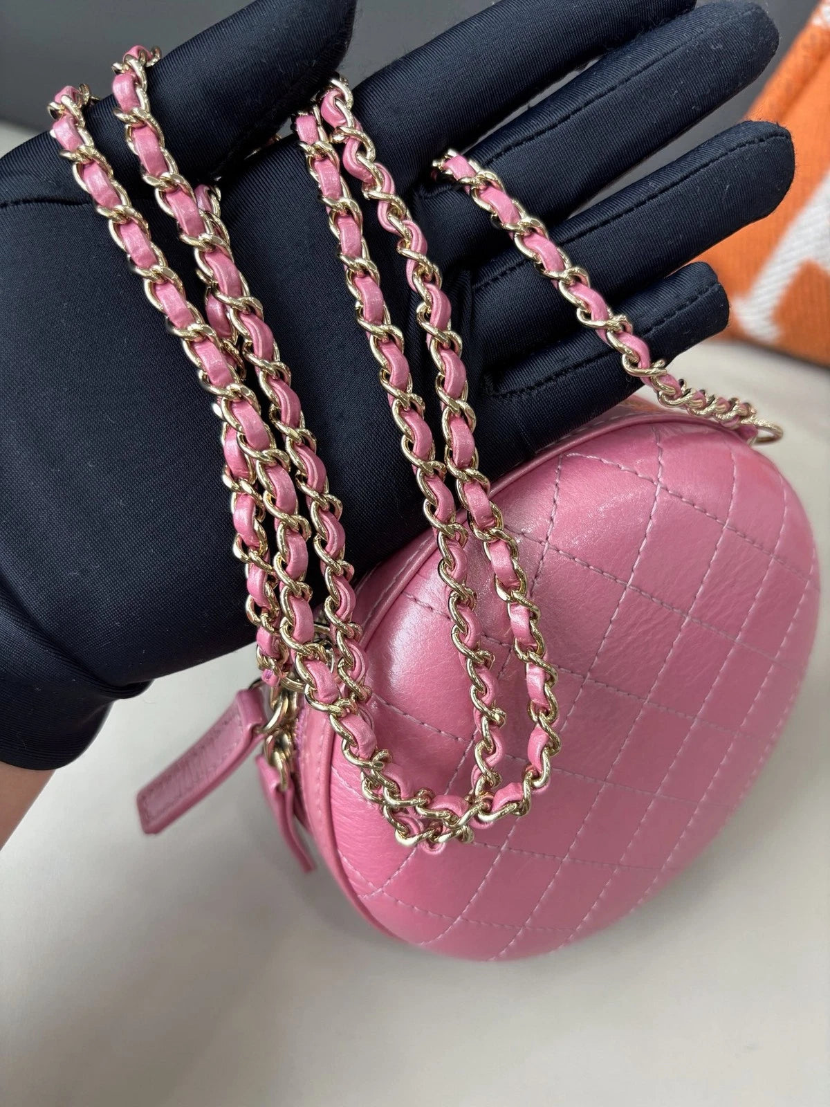 Chanel Diamond Chain Round Bag Crossbody Pink Gold Used Women Classic