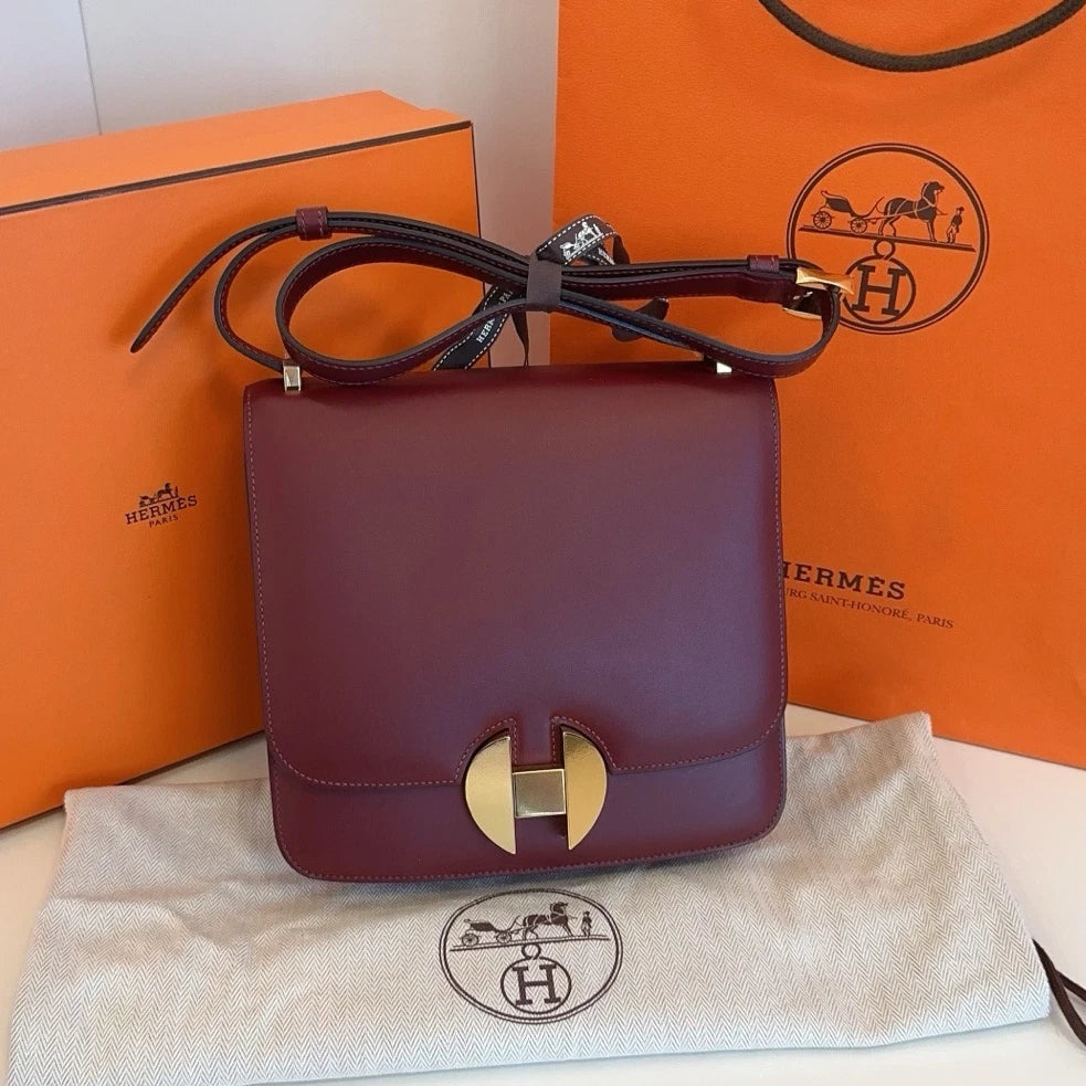 Excellent Condition Hermes 2002-20Bag PM Red Shoulder Bag Gold Hardware