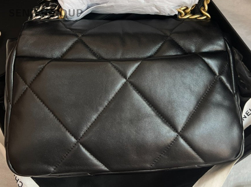 Chanel 19Bag PM Diamond Chain Top Handle Bag Crossbody Black Gold Women Classic