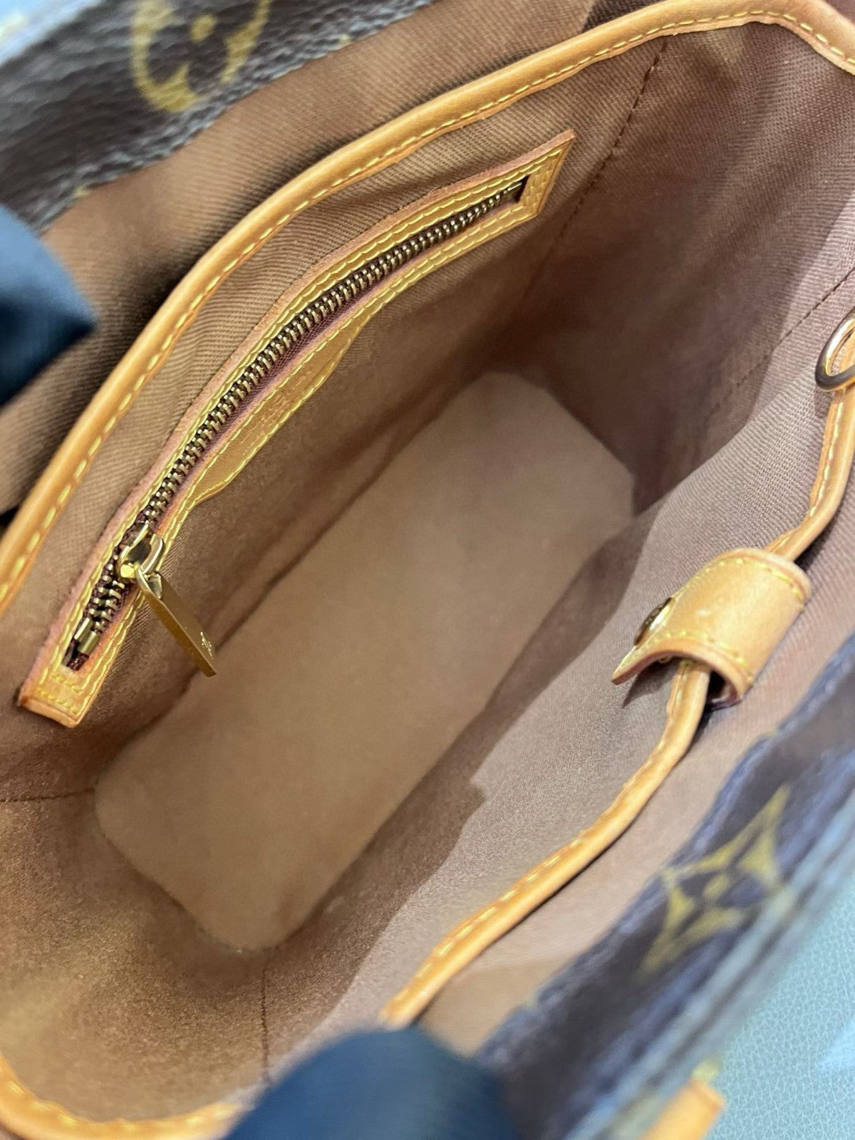 Louis Vuitton Vivian PM Monogram Top Handle Bag Brown Gold Women Classic