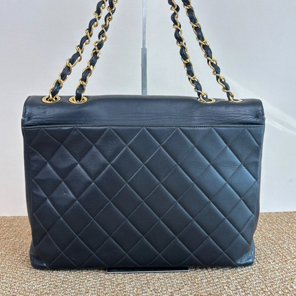 Chanel Diamond Lambskin Chain Shoulder Bag Black Gold Used Women Classic