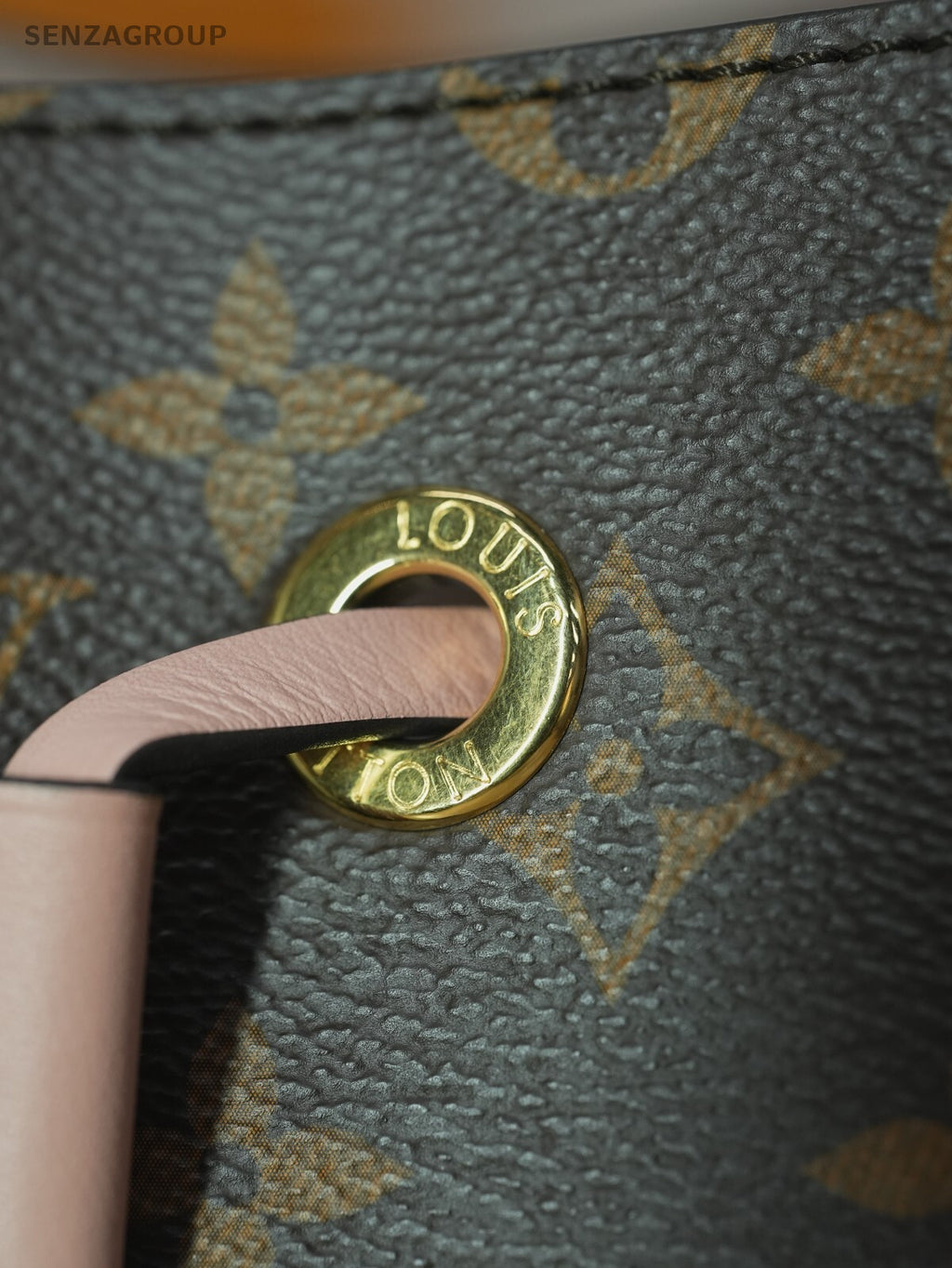 LOUIS VUITTON Monogram ROSE POUDRE CANVAS NEONOE  BUCKET BAG M44022