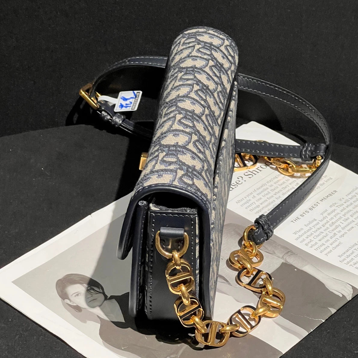 Excellent Christian Dior Avenue30 PM Gold Chain Navy Shoulder Bag Crossbody