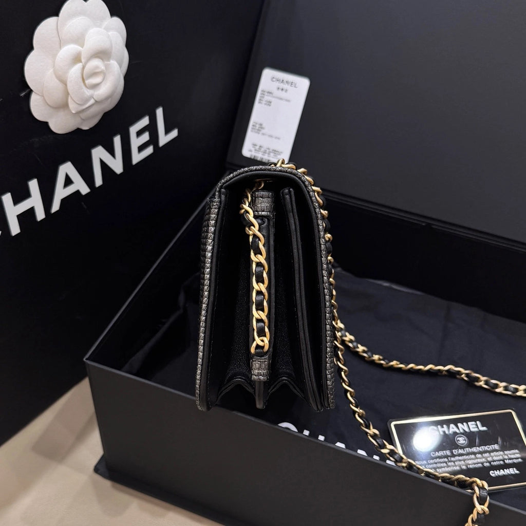 CHANEL Women's Black Gold Lizard Calfskin Accordion Bag