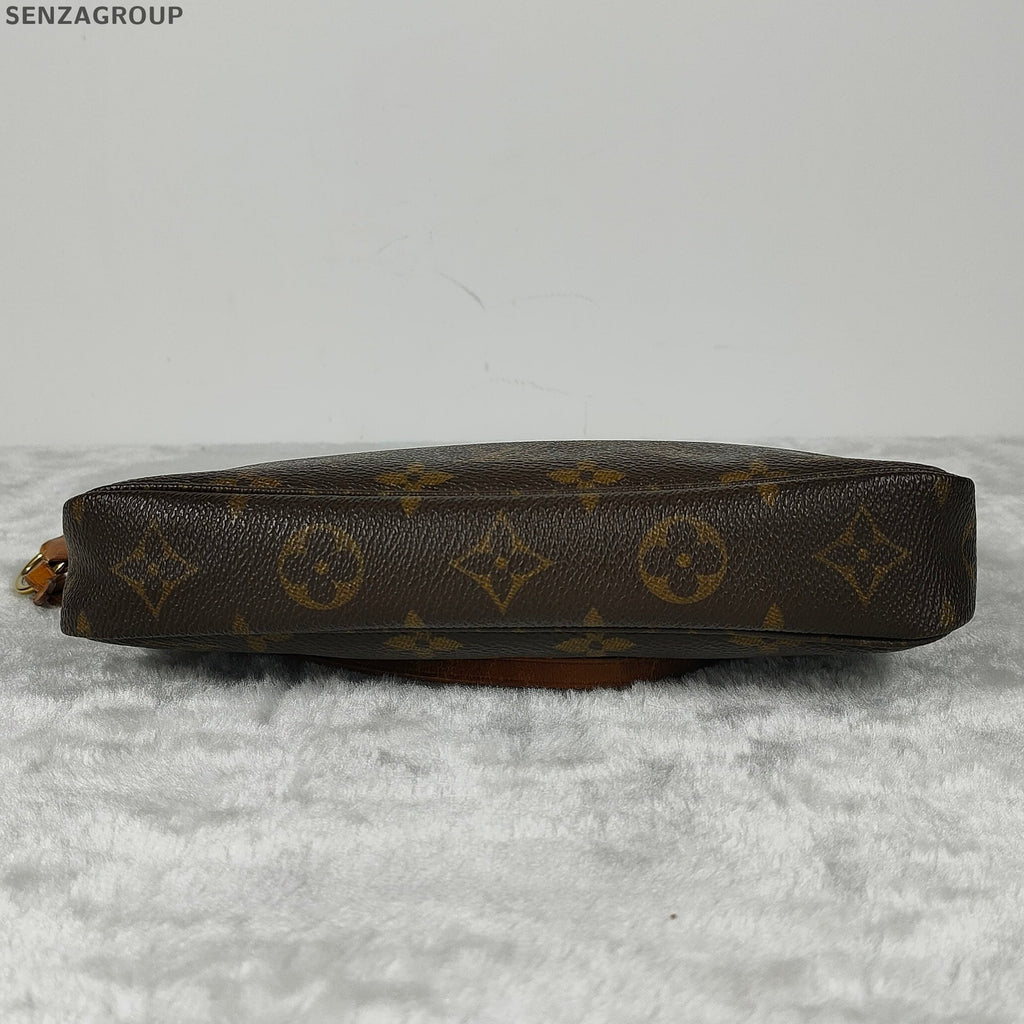Louis Vuitton Pochette Monogram Vintage Shoulder Bag Classic Women
