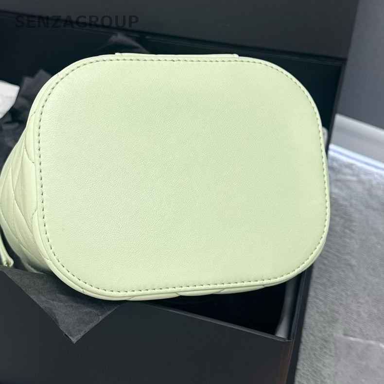 Chanel Trendy CC Lambskin Cosmetic Chain Shoulder Bag Green Gold Hardware