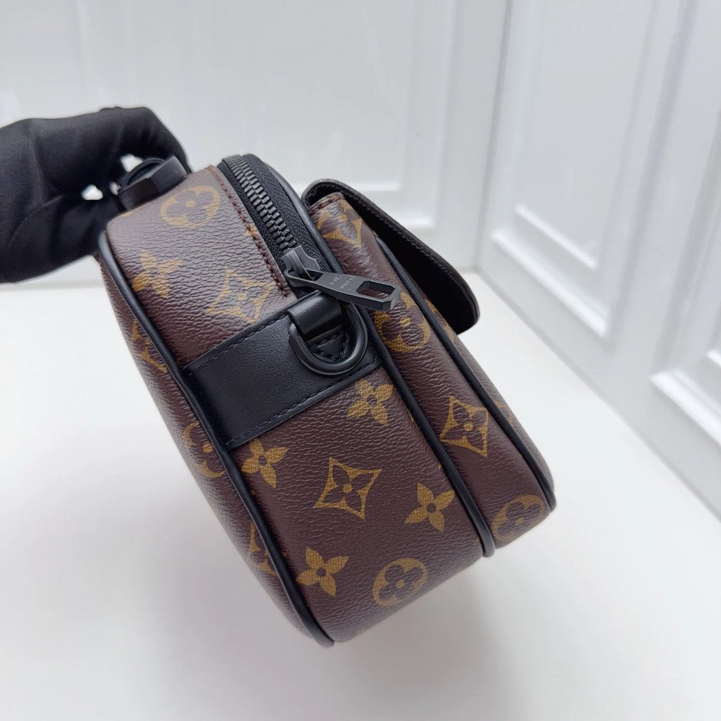 Louis Vuitton Messenger Bag Monogram Top Handle Crossbody Bag Brown Women