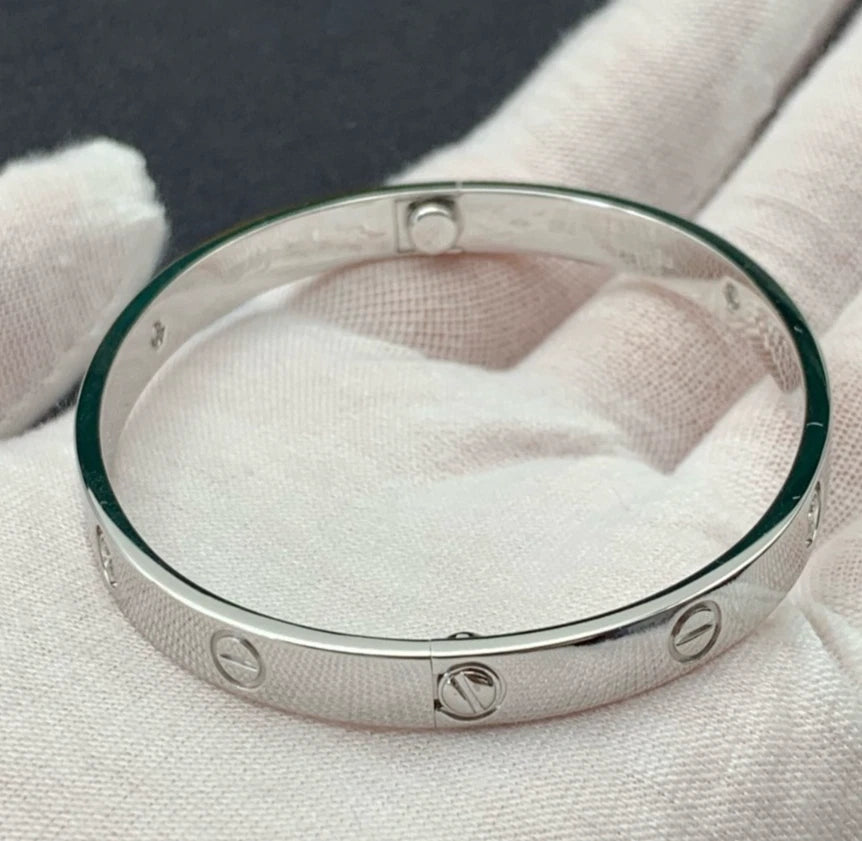 Cartier Love Classic Bangle Bracelet 4 Diamonds 18K White Gold Screw Size18