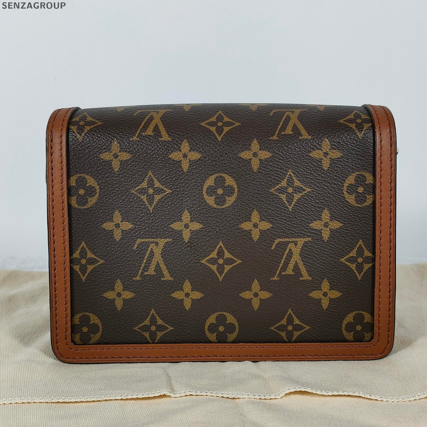 Louis Vuitton Dauphine MM Monogram Shoulder Bag Brown Women's Classic