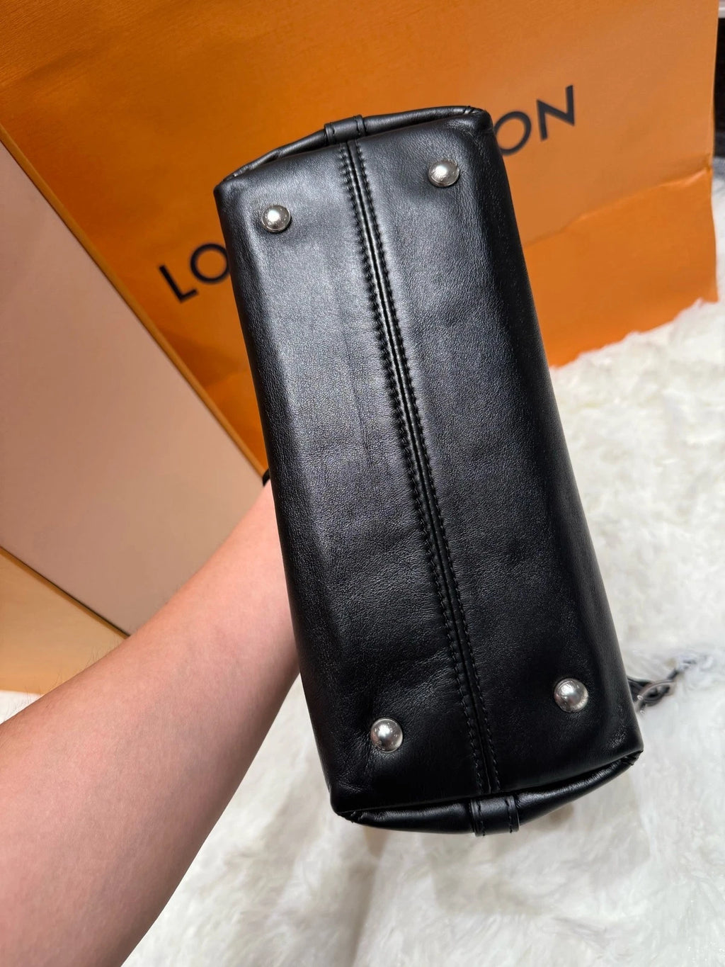 Louis Vuitton Carryall Black Shoulder Bag Tote Bag Excellent
