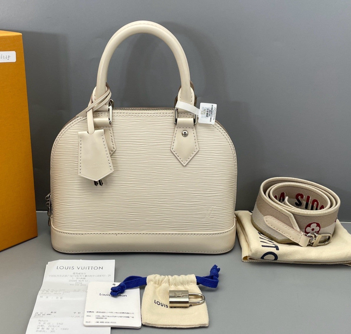 Louis Vuitton Alma bb Water ripples Top Handle 2way Shoulder Handbag White
