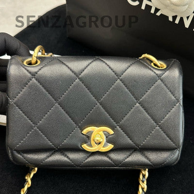Chanel 21P Quilted Black Gold Chain Shoulder Bag
