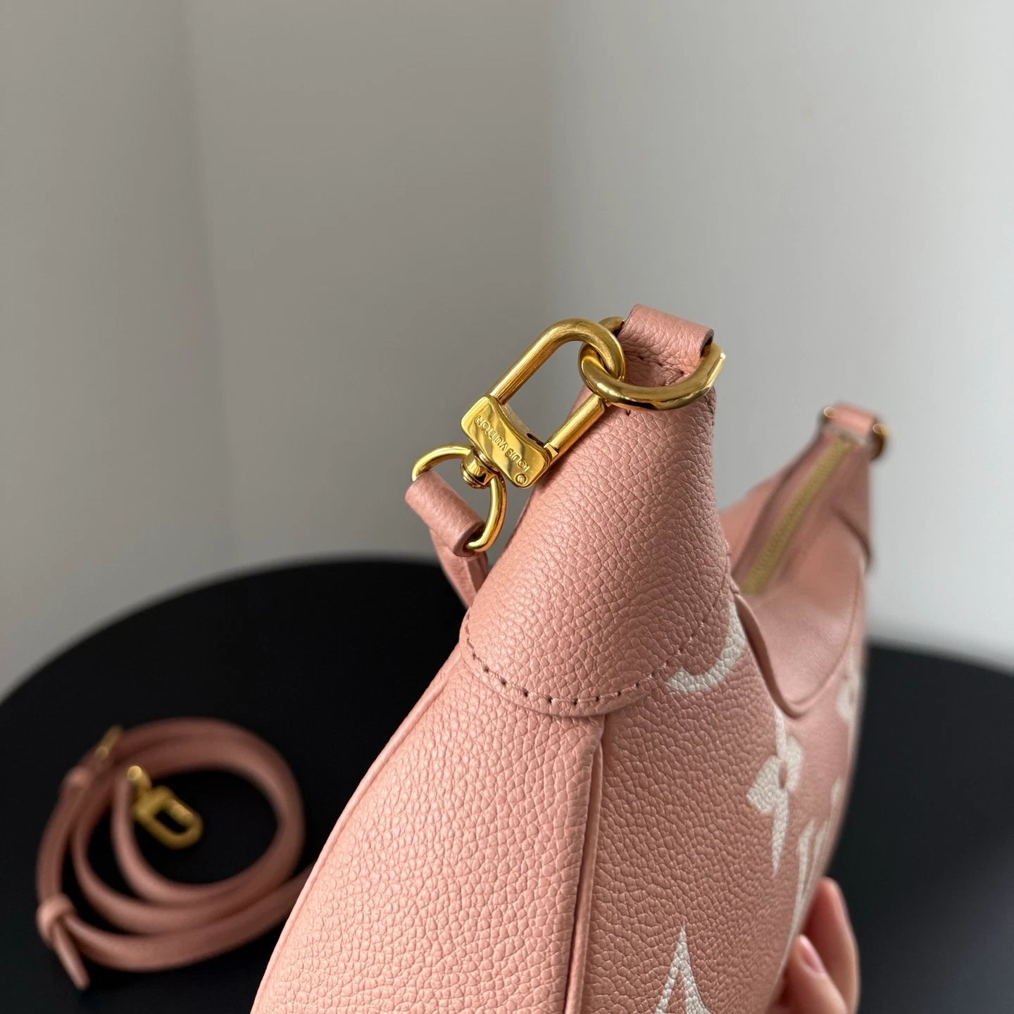 Louis Vuitton Boulogne Monogram Pink Crossbody Handbag Excellent