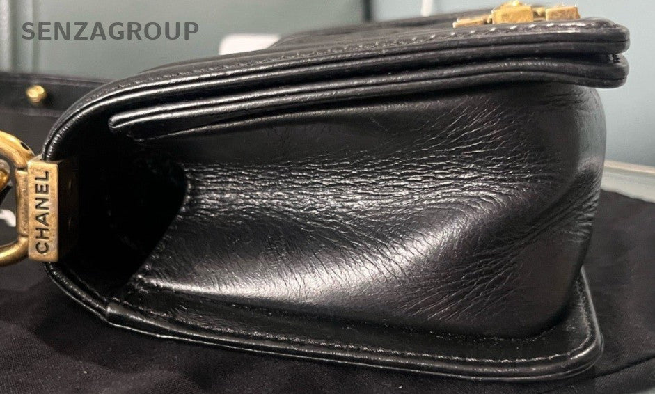 Chanel Calfskin Chain Shoulder Bag Crossbody Black Gold Used Women Classic