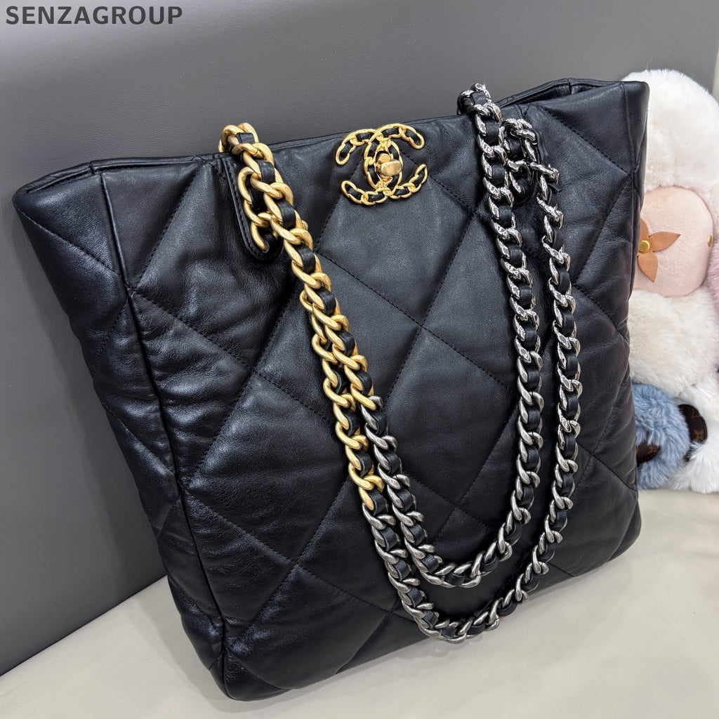 Chanel 19Bag Tote Chain Shoulder Bag Black Gold Diamond Women Classic