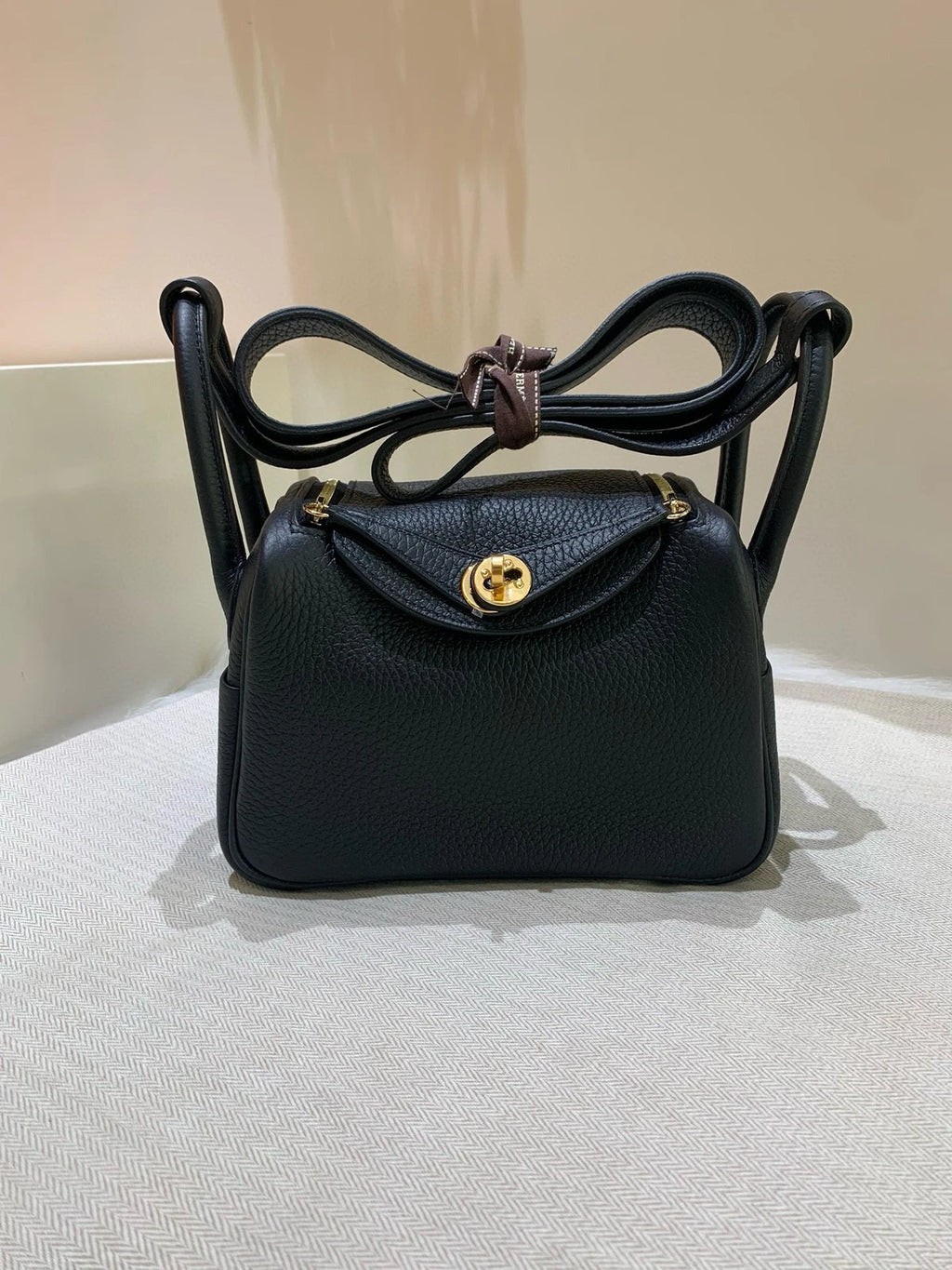 Hermes Mini Lindy Black Gold TC Leather Top Handle Bag For Women
