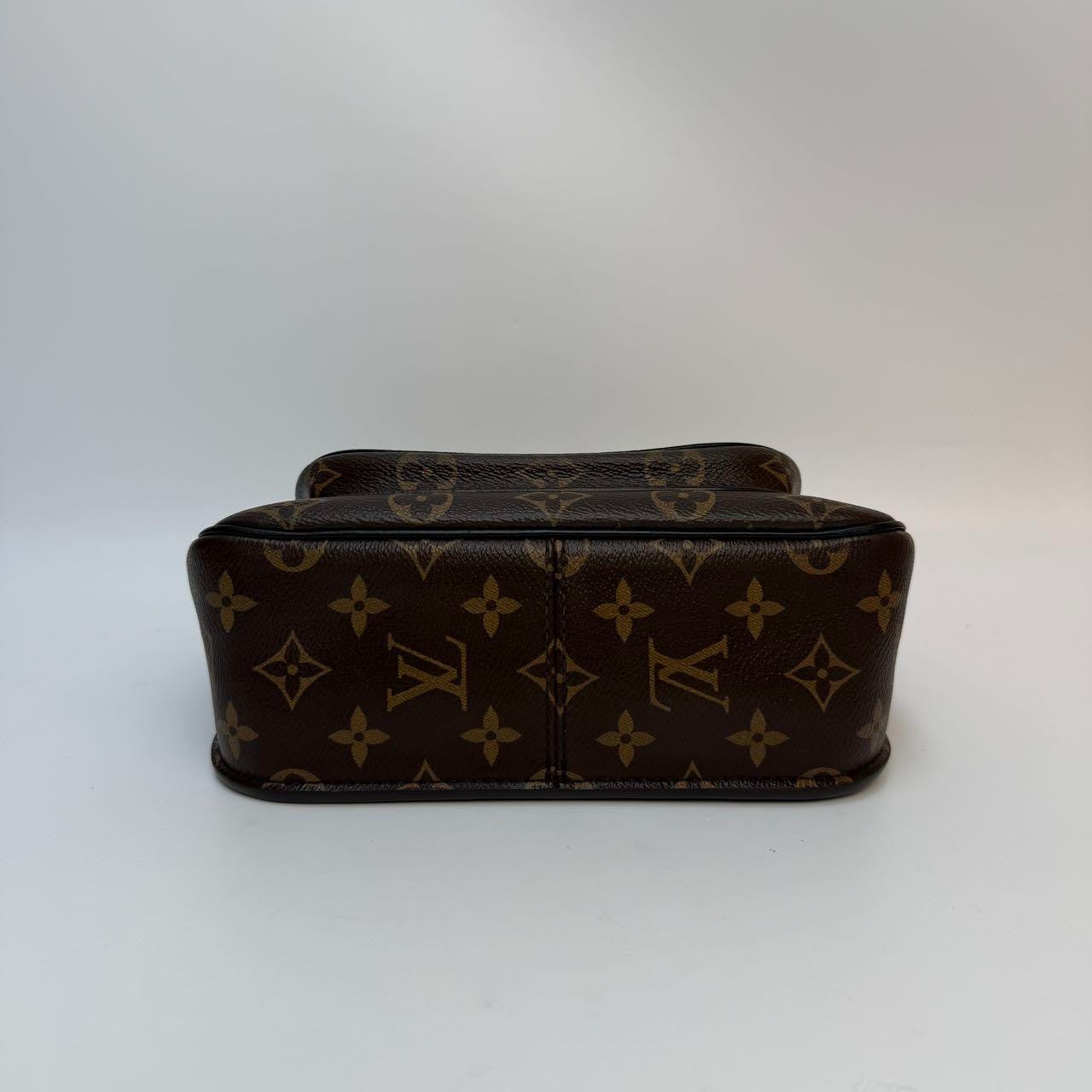 SJ0001 LV passy