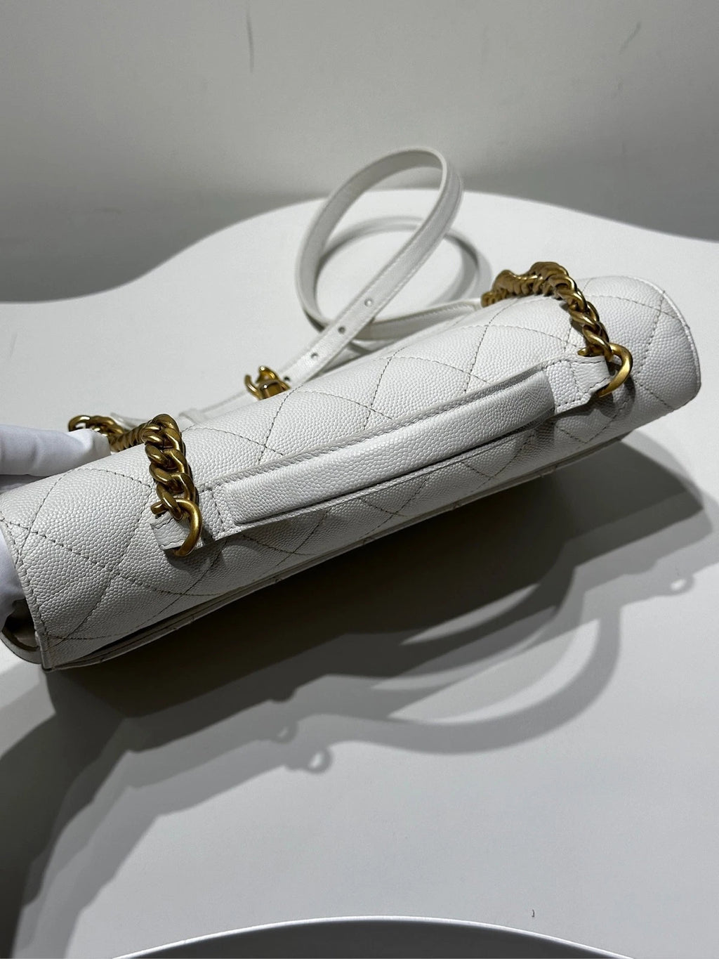 CHANEL Women White Leather Gold Hardware Messenger Bag