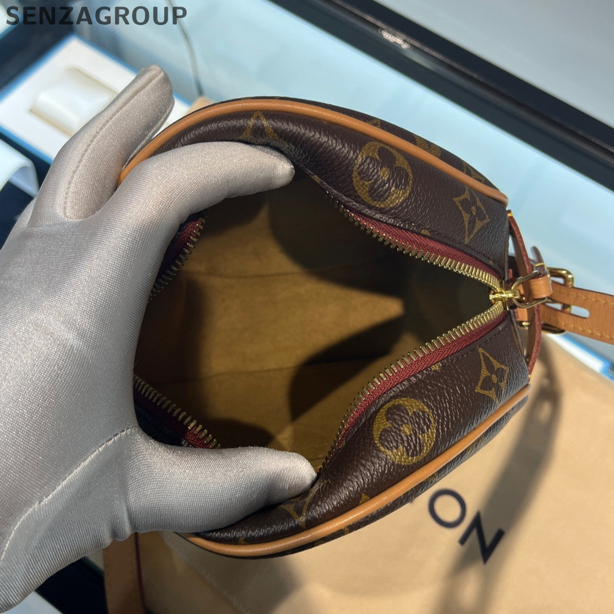 Louis Vuitton Boîte Chap Monogram Shoulder Crossbody Bag Brown Classic Women