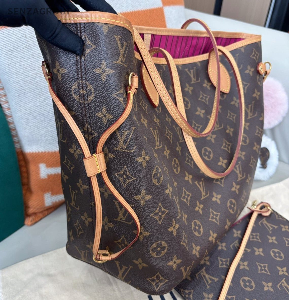 Louis Vuitton Neverfull MM Monogram Shoulder Bag Brown Gold Women Classic