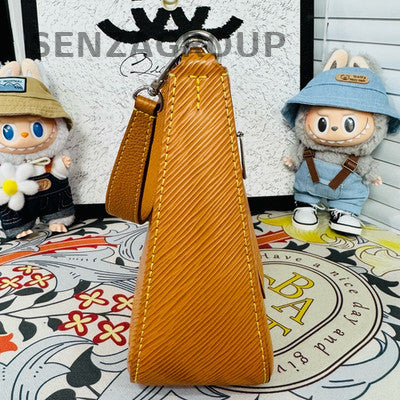 Louis Vuitton Marelle Chain Bag - Grain Calf Leather Crossbody Shoulder Bag