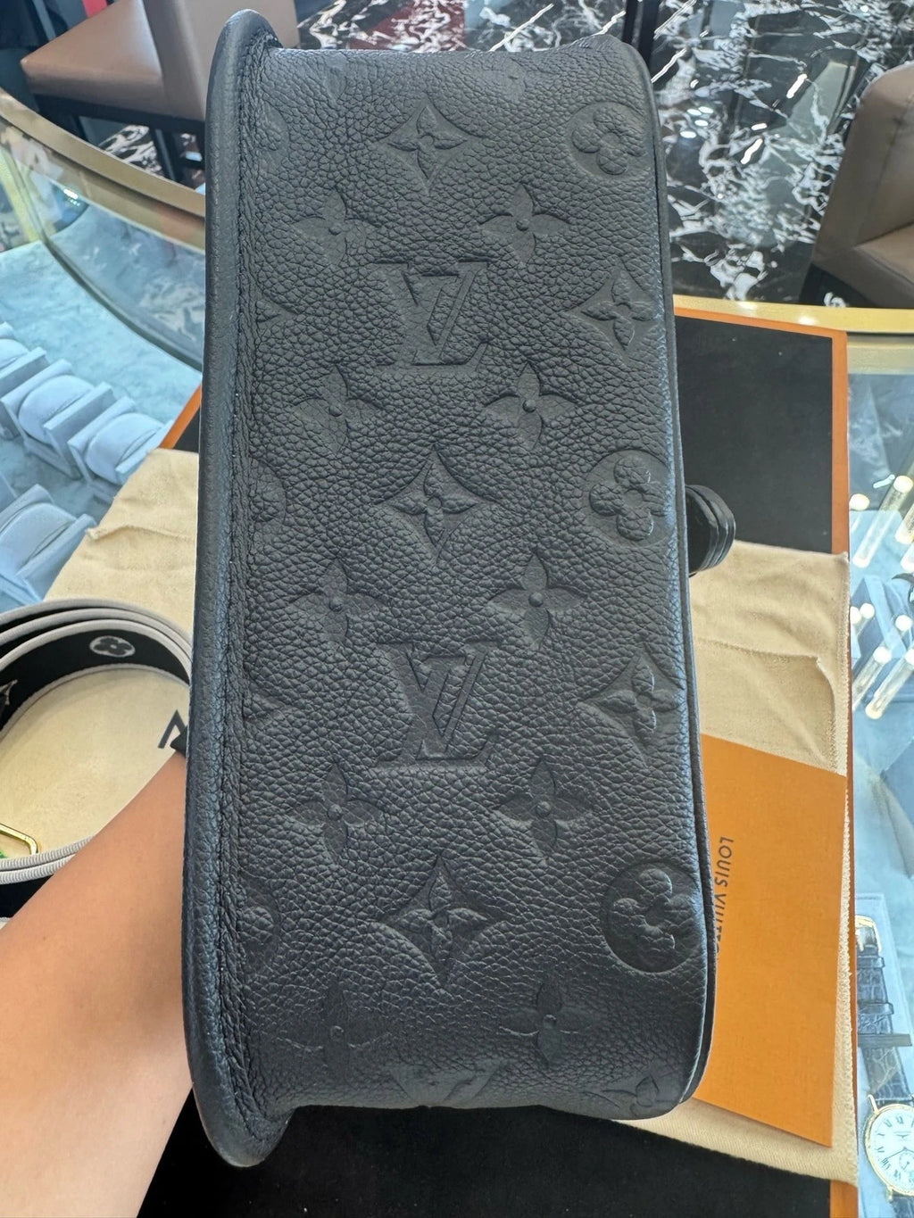 Louis Vuitton Black Full Leather Baguette Shoulder Bag For Women