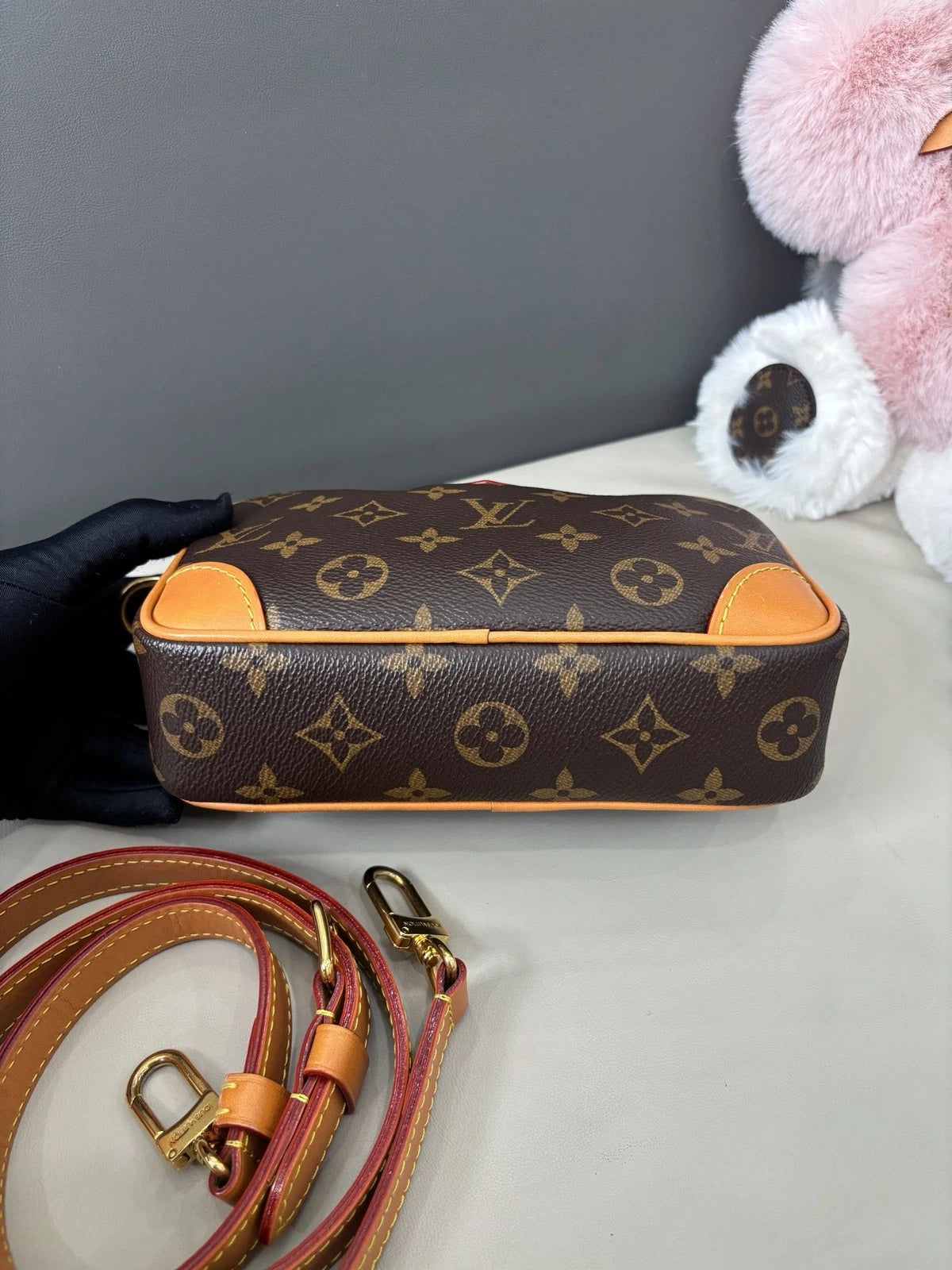 Louis Vuitton Trocadero Monogram Camera Bag Crossbody Brown Gold Women