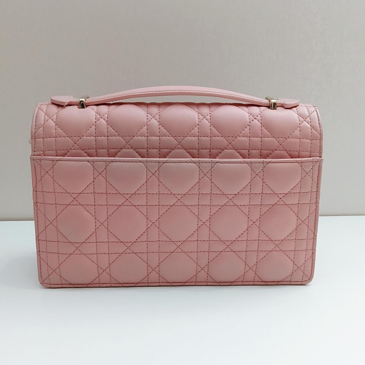 SJ0001  Dior leather top handle bag Miss Cannage stitching