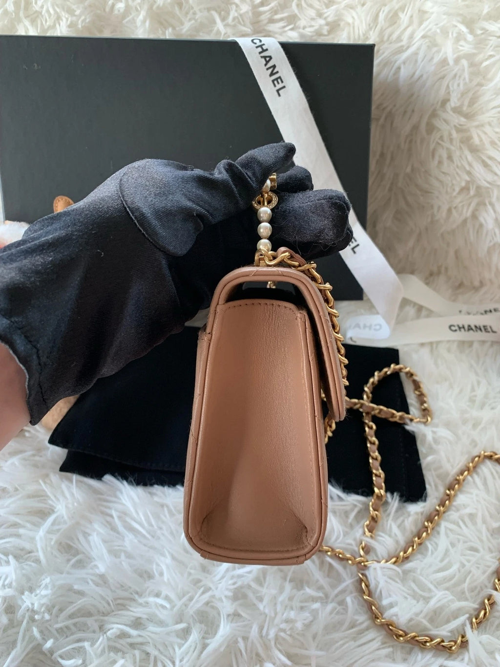 Chanel Kelly Pearl Handle Lambskin Shoulder Handbag For Women