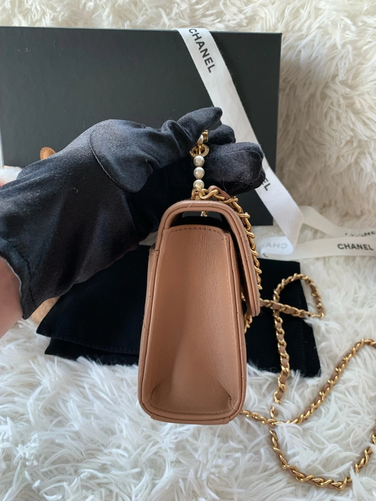 Chanel Kelly Pearl Handle Lambskin Shoulder Handbag For Women