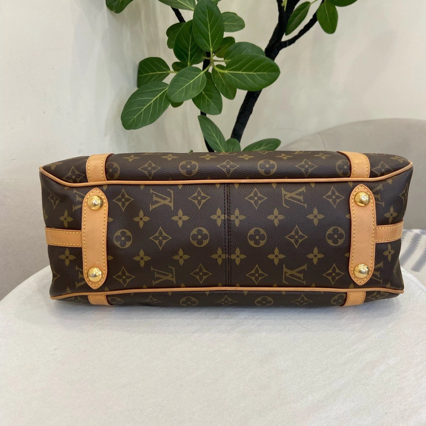 Louis Vuitton Stresa Monogram Canvas Shoulder Bag Brown Gold Women Classic