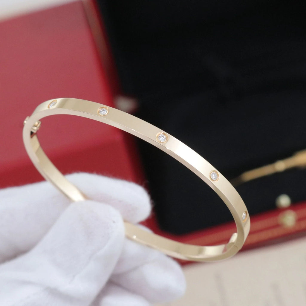 Excellent Cartier Love Small Bangle Bracelet 10 Diamonds 18K Yellow Gold Size18