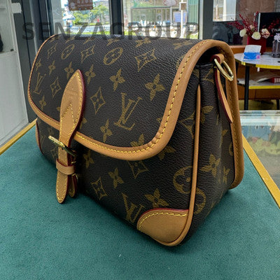 Louis Vuitton Monogram Baguette Bag Brown Gold Buckle Shoulder Crossbody
