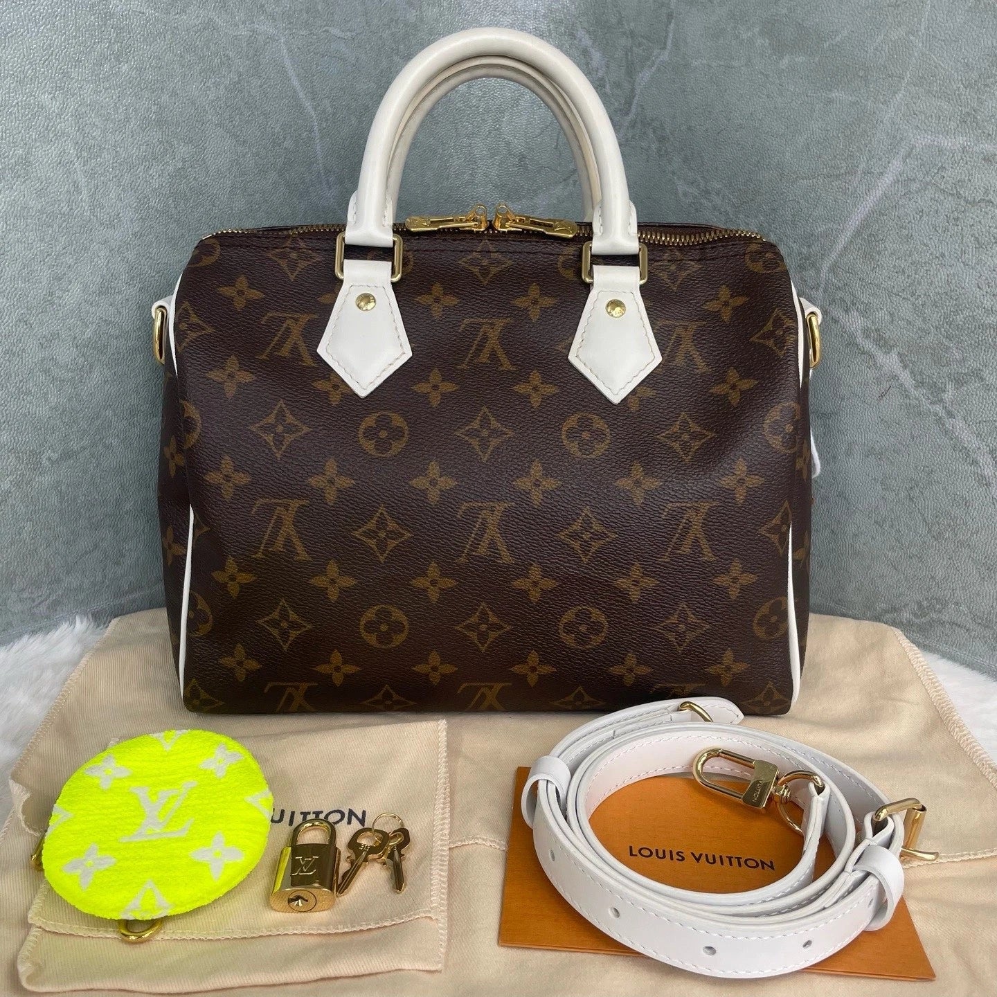 Louis Vuitton Speedy Bandouliere 25 Monogram Canvas Handbag Crossbody Ghw