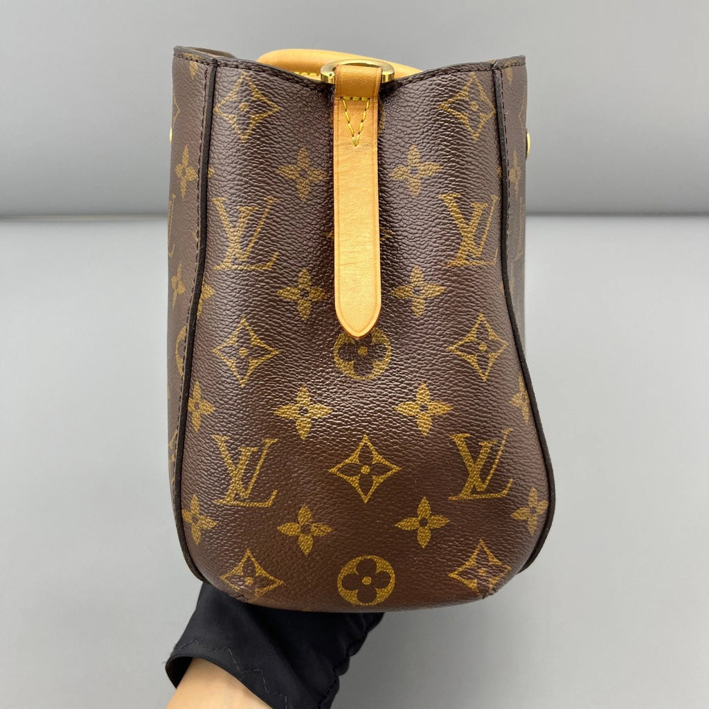 Authentic Louis Vuitton Montaigne BB Monogram Canvas Handbag Crossbody GHW