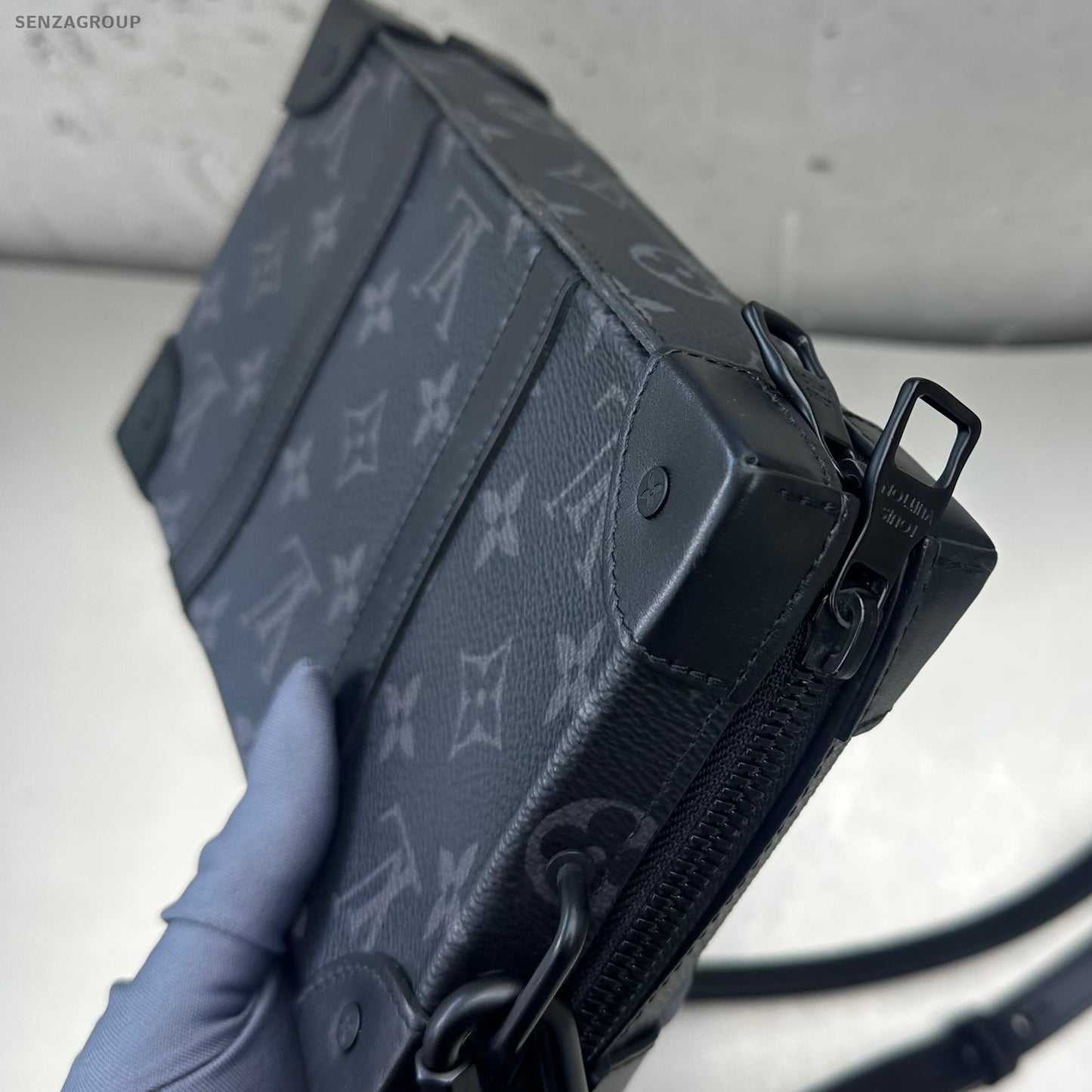Louis Vuitton Monogram Trunk Box Bag Black Classic Men's Shoulder Crossbody