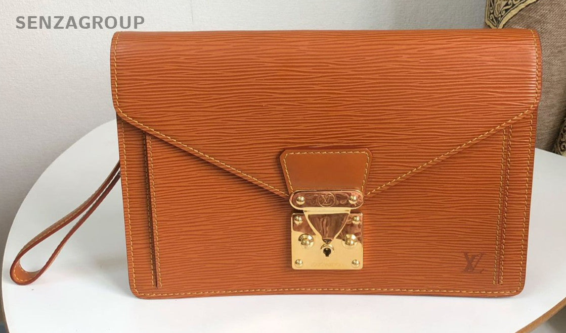 Louis Vuitton Epi Leather Handbag caramel color with Gold Women