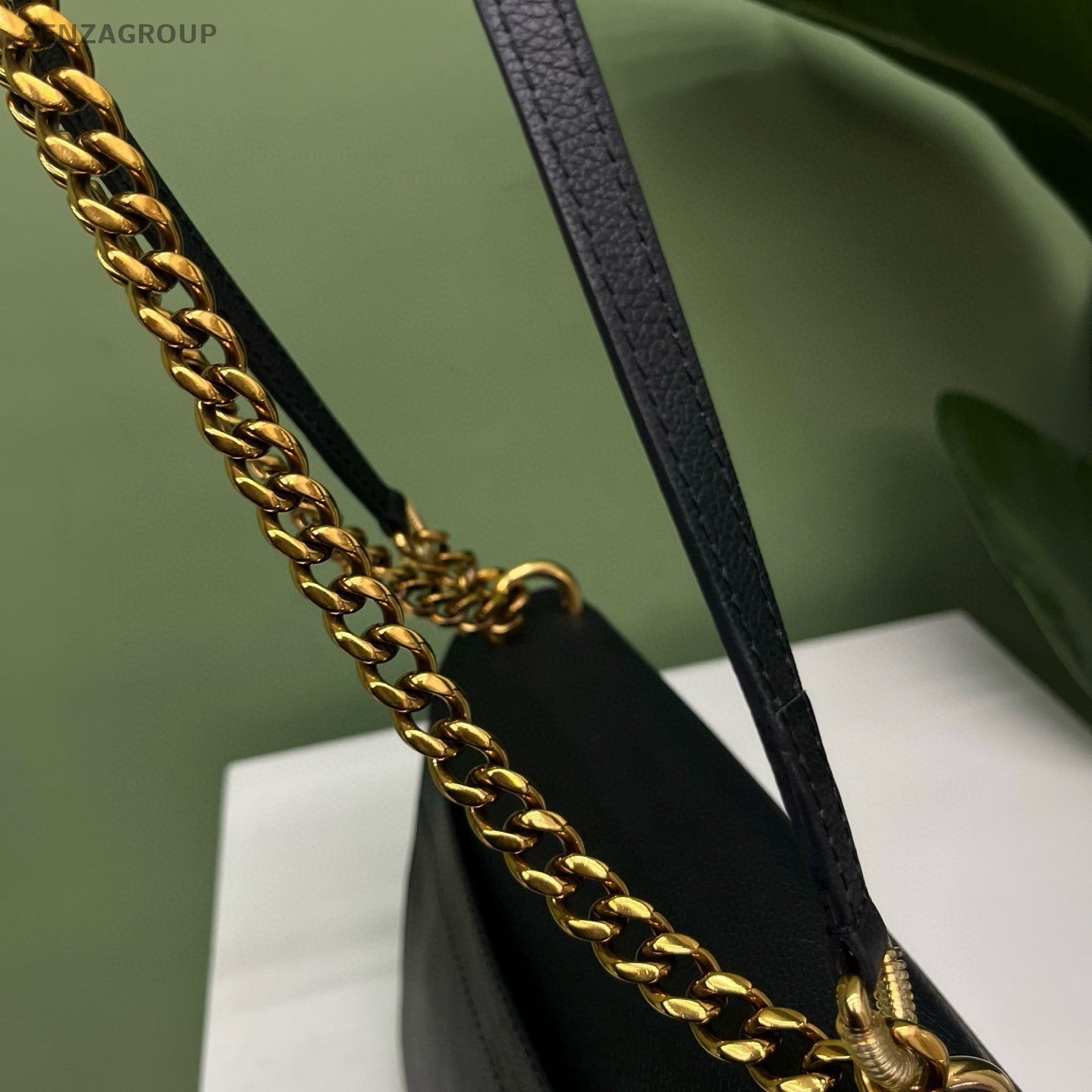 Louis Vuitton Lockme Chain Shoulder Bag Black Gold Women Classic Designer