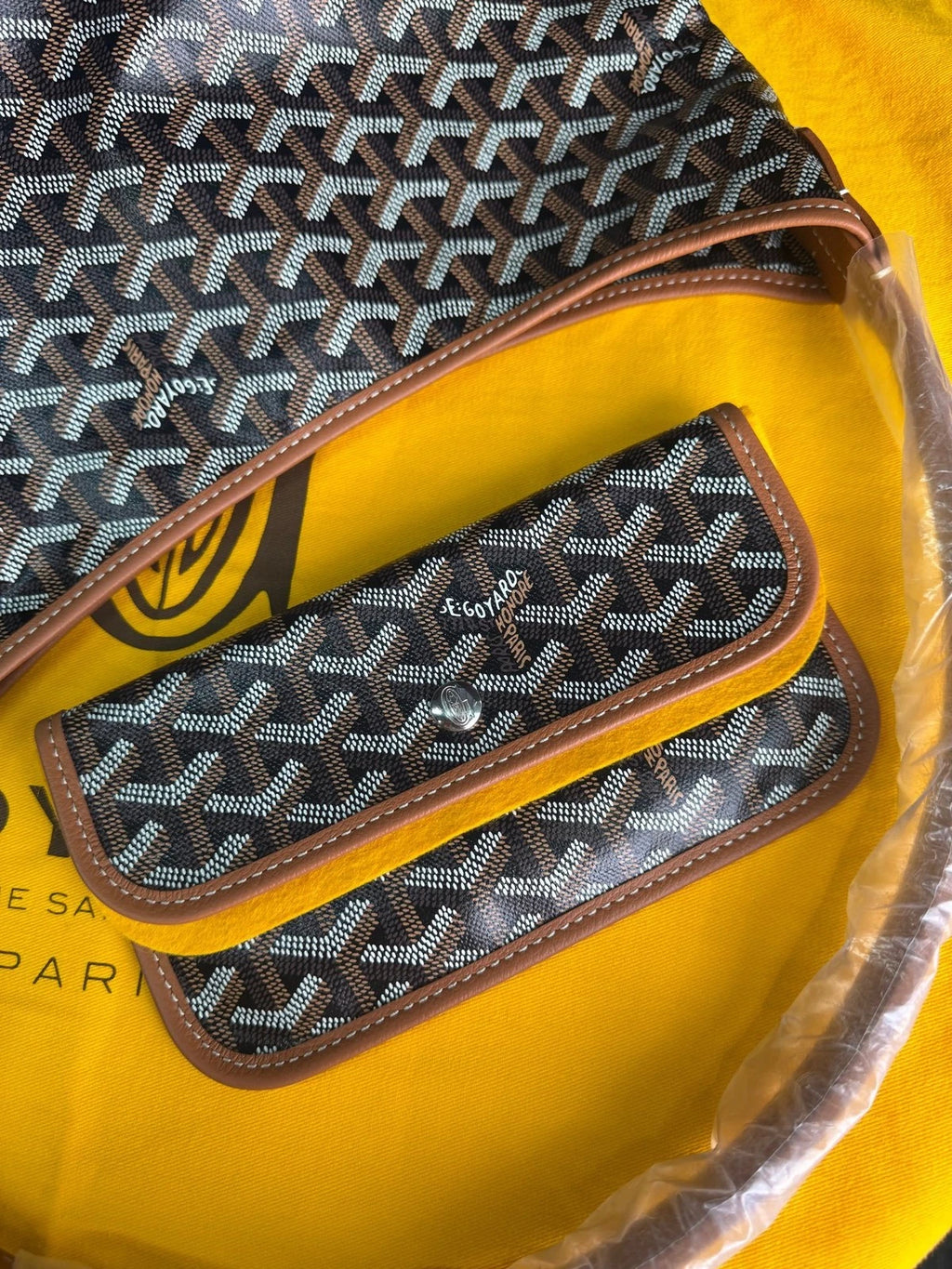 Goyard Canvas Brown Hobo Underarm Shoulder Bag For Women