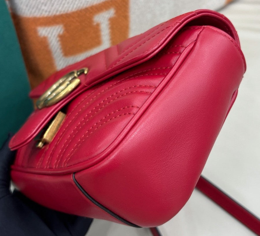 Gucci Marmont PM Chain Shoulder Bag Crossbody Red Gold Women Classic