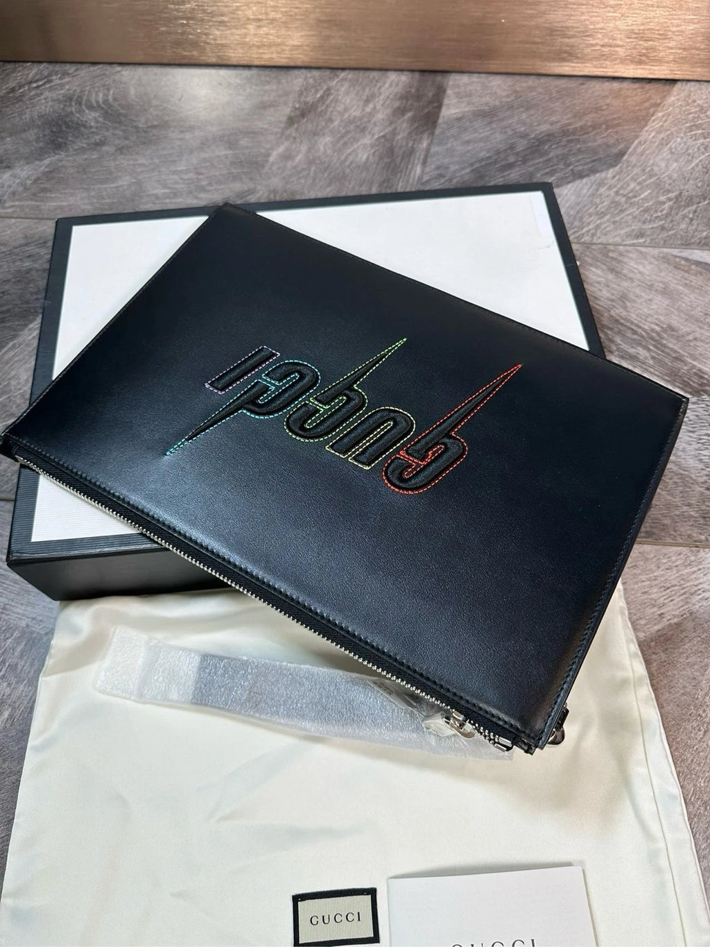 GUCCI Colorful Logo Embroidered Full Leather Clutch Bag Women